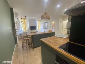 T2 face au métro 5 avenue 13005 Marseille