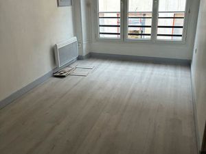 Loue T3 en duplex centre ville