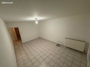 Appartement T3 à louer centre les Avenières
