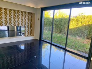 Bureau lumineux de 25 m² à louer – Montélimar Sud