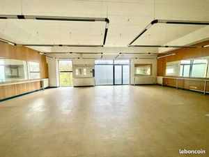 Loue bureau Sens hyper centre