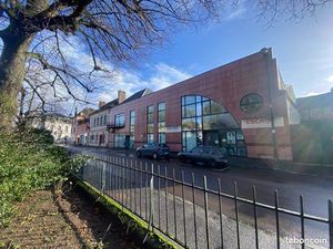 Loue bureaux hyper centre Sens