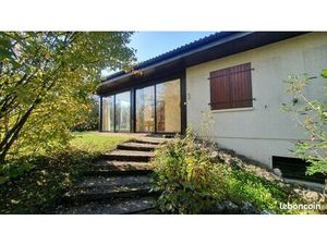 Maison 78 m² + véranda 15 m² – Sous-sol 100 m² – Terrain 780 m² – Seynod (Butte Saint-Mart