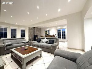 Maison 7 pièces 174 m²