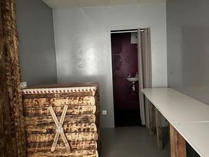 Local commercial station Prapoutel les 7 Laux