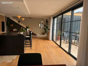 Maison 244 m² proche centre-ville