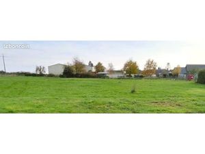 ? ️ Terrain constructible + 3 500 m² de nature – chemin privé – campagne calme – Marbois ️