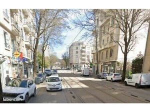 Île verte local à louer