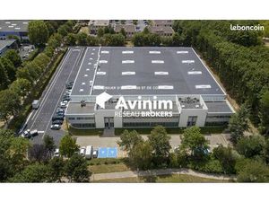 Local 1499 m² Tremblay-en-France