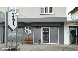 Local à louer à Grenoble - 61 m²