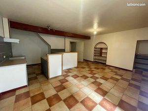 Maison à louer Ruffec