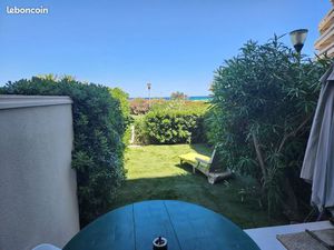 Studio Rdc 28 m²  parking  terrasse 30 m² face à la mer - durée 3 mois maximum