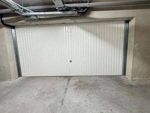 Garage 40 m² Valence