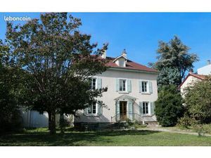 Maison de Maître d’Exception – 217 m² + Studio – Terrain 945 m² – Quartier Clinique Mutual