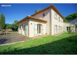 Villa 7 pièces 192 m²