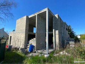 Maison à Vendre en cours de construction