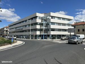 Local commercial 170 m²