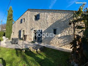 Maison 6 pièces 223 m²