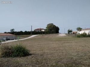 Vente terrain à bâtir viabilisé à Lhospitalet 46170