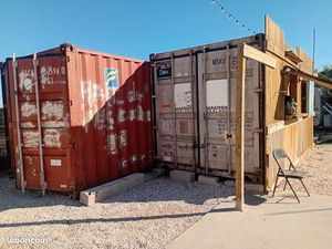 Containers 40