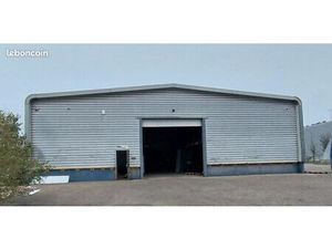 Loue Entrepot 300m²