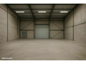 Entrepôt de 385 m2 à louer à Florange