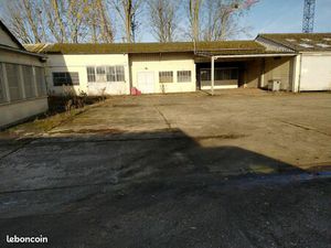 Local 1150 m² Vernon