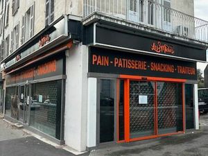 Local commercial emplacement stratégique VOIRON