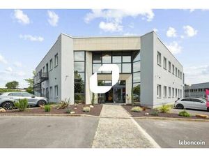 Bureaux 300 m²