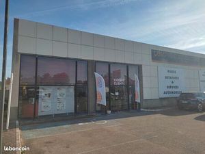 Local 520 m² AUXERRE
