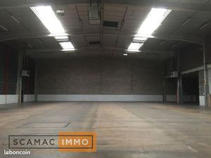 Local d'activité 1 850 m²
