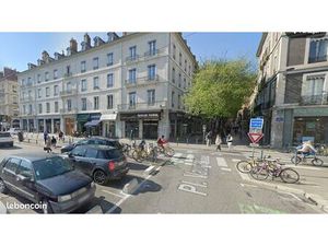 Local commercial 75 m²