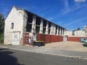 Immeuble 1 650 m² Saint Pathus