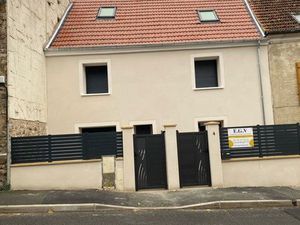 Immeuble composé de deux T4