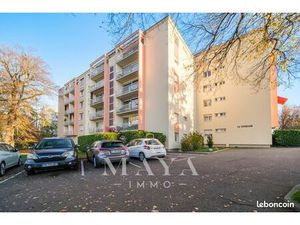 Appartement 3 pièces 94 m²