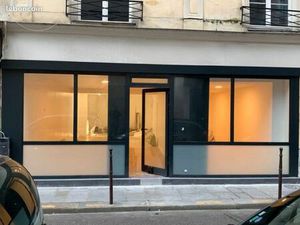 Local commercial 66m2+9m2 paris 3
