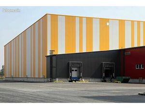 Local commercial 544 m²