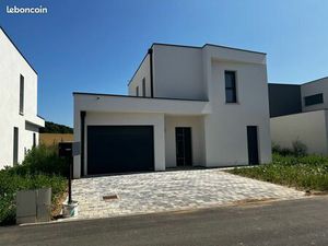 Maison d’architecte de 2025 10 min du futur hôpital clinique ELSAN de Maizières-lès-Metz