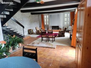 Maison béarnaise et corps de ferme