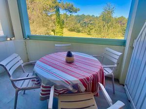 Loue appartement studio cabine dans résidence avec golf et piscine à l’année