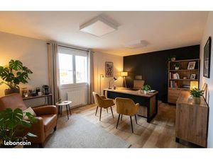 Bureau individuel 21m² Bourgoin