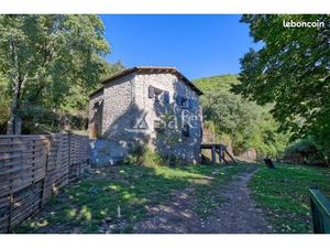 Propriété 6 pièces 115 m²