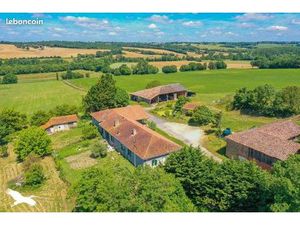 Ferme 8 pièces 211 m²