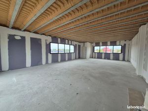 Boutique 75 m² LA SALVETAT ST GILLES