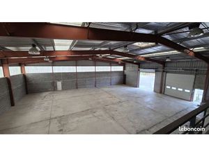 Local industriel / atelier – 300 m² – Le Fousseret – accès PL – Disponible prochainement