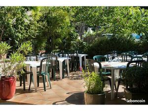 Vends murs commerciaux