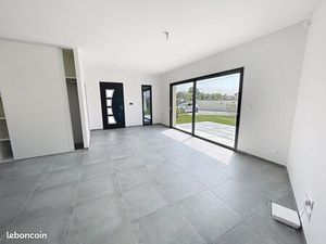 EXCLUSIVITÉ – MAISON NEUVE D'EXCEPTION sur les hauteurs de MURET avec grande parcelle et g