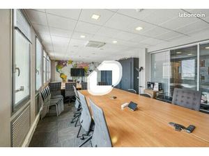Bureaux 350 m²