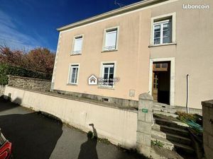 Immeuble 116 m² Cossé-le-Vivien