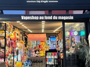 ? Boutique rénovée 75 m² – Cœur du port du Cap d’Agde – Pas de porte